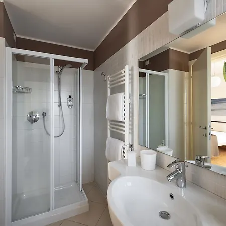 Vialeromadodici Rooms&apartments 3*