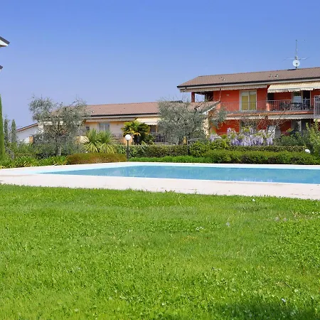With Nicely Decorated Interior Near Garda Holiday home