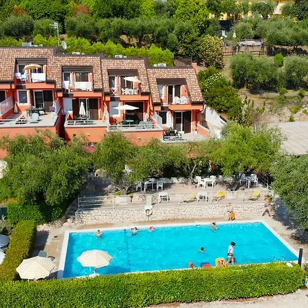 Aparthotel Holidays 2*