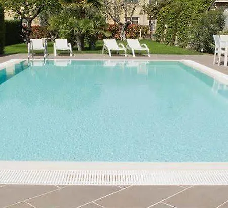 Affittacamere Vialeromadodici Rooms&apartments 3*