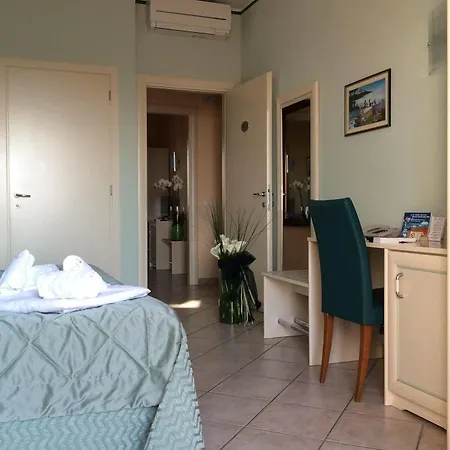 La Maison Du Port Guest house Lazise