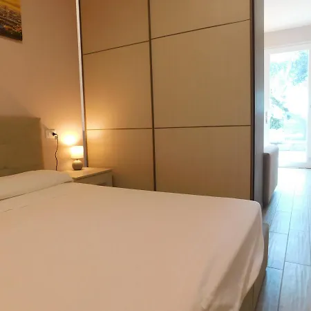 Aparthotel Holidays Lazise