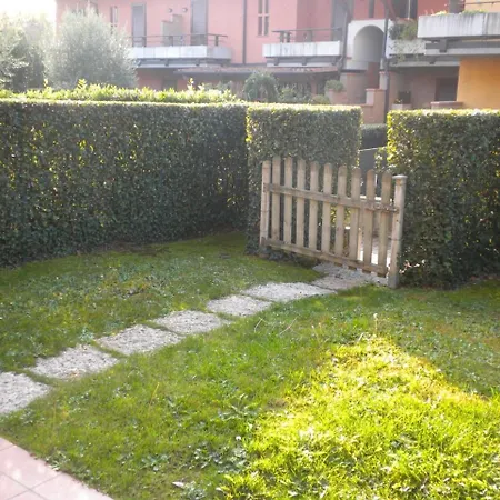 In Lazise/gardasee 21944 Apartment