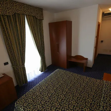 Da Roberto Hotel 3*