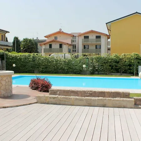Small Of Only 18 With Swimming Pool Lazise