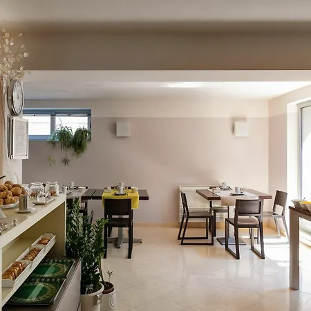 Vialeromadodici Rooms&apartments 3* Lazise