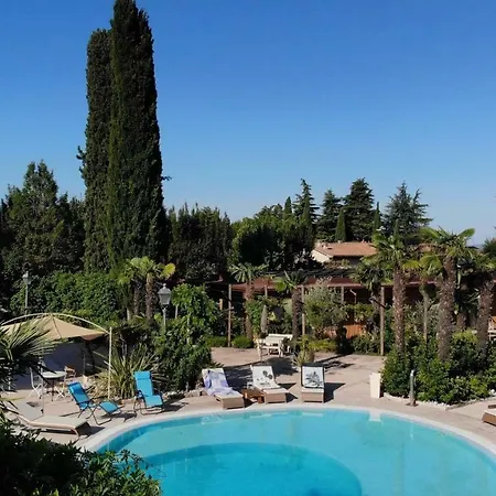 Guest house La Boheme Chambres *