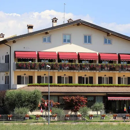 Da Roberto 3* Lazise