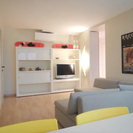 Apartment Holiday *