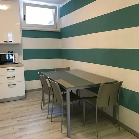 Lacisivm View Apartment *