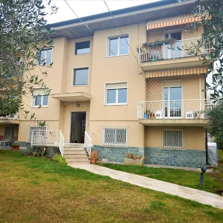 Holiday Apartment *