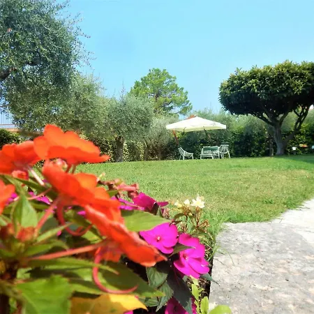 Holiday Apartment *