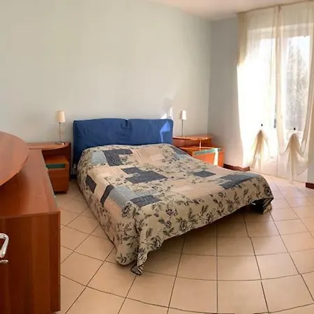 Apartment Villarobinia