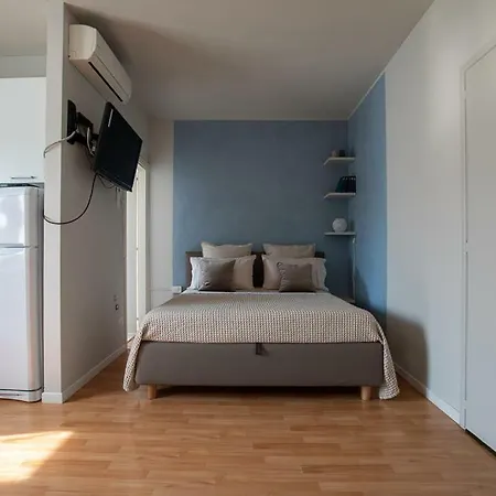 Lullaby House Apartment