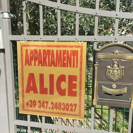 Alice Apartment *