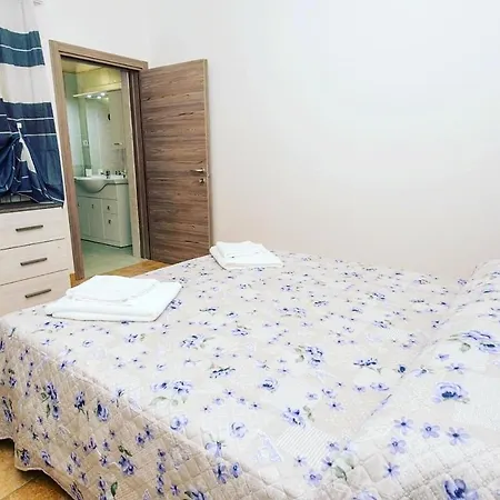 Apartment Casa Giulia Near Lazise, Garda And Gardaland