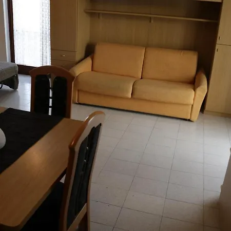 Apartment In Lazise/gardasee 21938