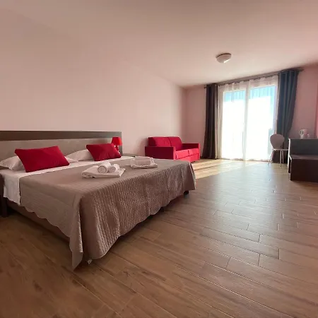 Agricamping Al Grappolo Divino Farm stay *