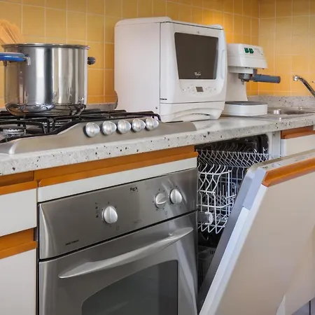 Holiday home Rosmarino Lazise