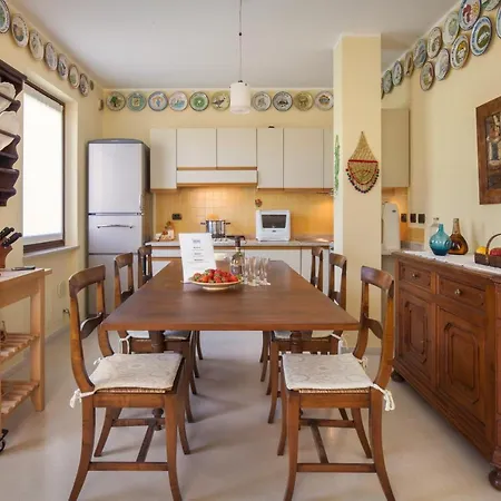 Holiday home Rosmarino Lazise