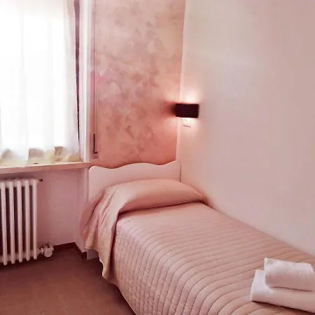 Elisabetta * Lazise