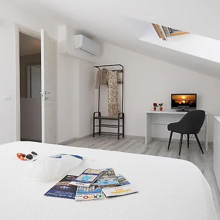 Apartment Casa Viola - Regarda Travel