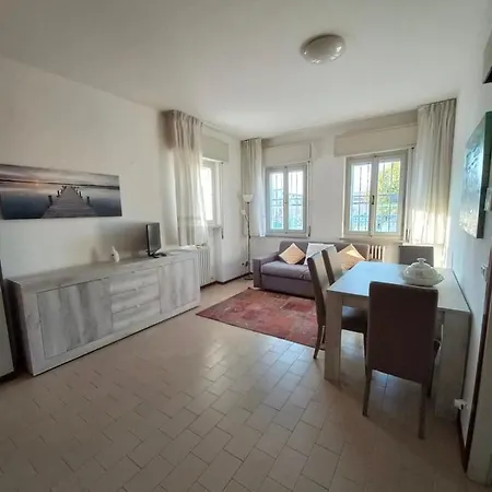 Elisabetta Ii Apartment Lazise