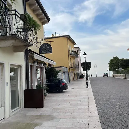 Lucia Apartment Lazise