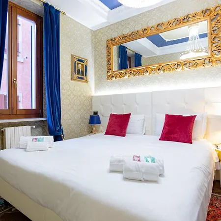 Apartment The Mansion Of Countess Rizzardi On Garda Lazise