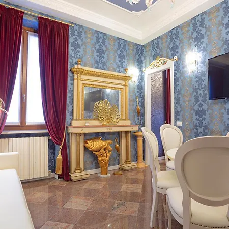 The Mansion Of Countess Rizzardi On Garda Apartment *