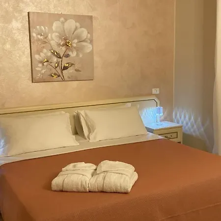 Affittacamere La Maison Du Port Lazise