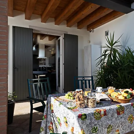 Villa - Regarda Travel