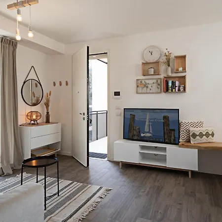 Zoe - Regarda Travel Lazise