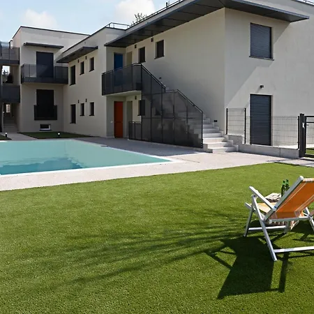 Apartment Zoe - Regarda Travel *