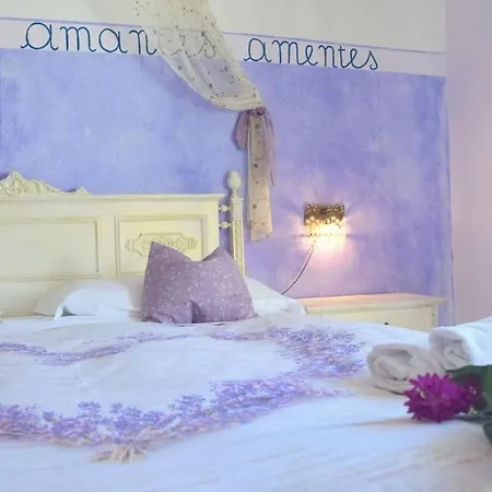 Le Fate Modern Retreat Holiday home