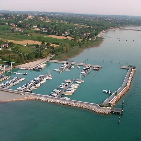 La Maison Du Port * Lazise