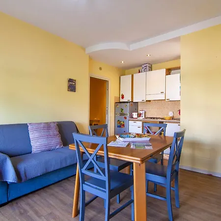 Florida B03 A 200m Dal Lungolago Apartment Lazise