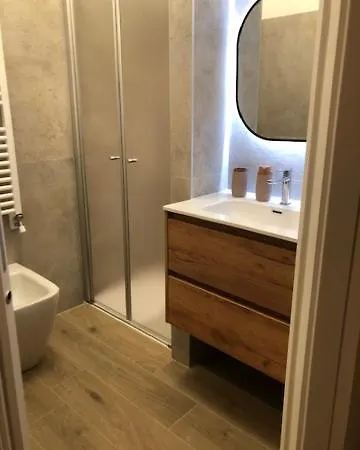 Nhà khách Sponchie *