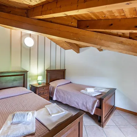 Colombare Teboi Apartment Lazise
