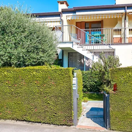 Apple Flat - Regarda Travel Apartment