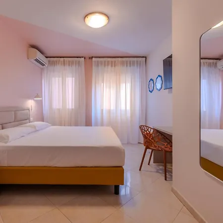 Hotel Miralago