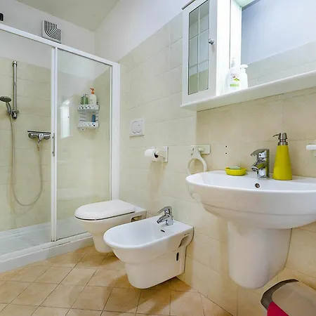 Mokyd04-piscina,giardino Privato,garage,wi-fi,tvs Appartamento *