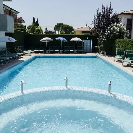Hotel Smeraldo 3*