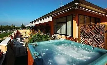 Affittacamere La Maison Du Port Lazise