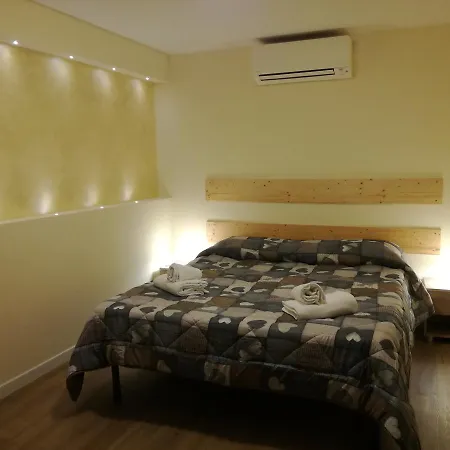 Elison Apartment *
