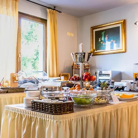Hotel Smeraldo 3*